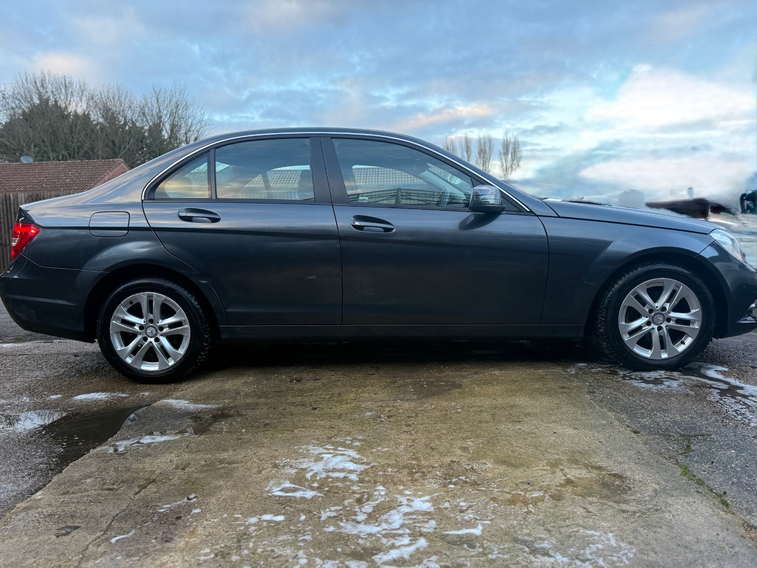 Used Mercedes-Benz C Class 2012 for sale - 77354937: Photo 8