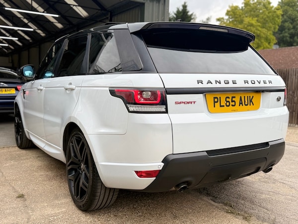Used Land Rover Range Rover Sport 2016 for sale - 76097653: Photo 4