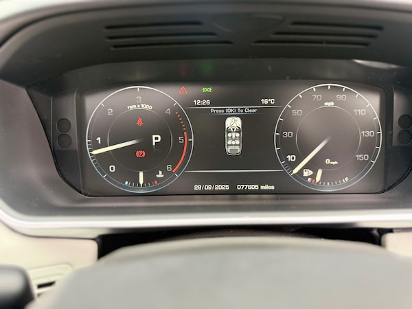 Used Land Rover Range Rover Sport 2016 for sale - 76097653: Photo 9