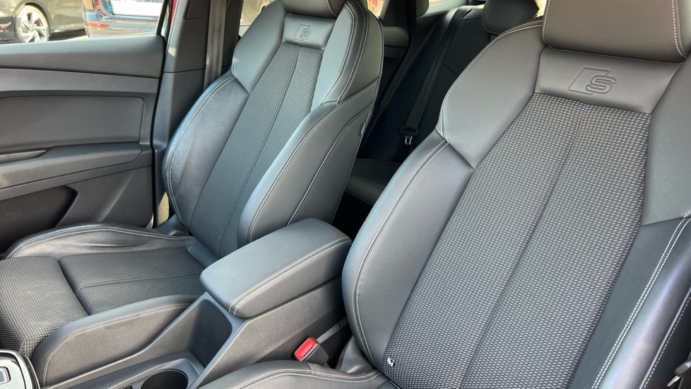 Used Audi Q4 e-tron 2022 for sale - 76168867: Photo 17