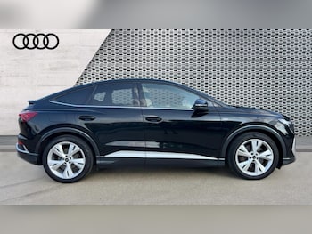 Used Audi Q4 e-tron 2022 for sale - 76168867: Photo 4
