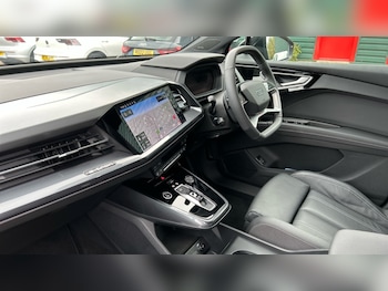 Used Audi Q4 e-tron 2025 for sale - 76921678: Photo