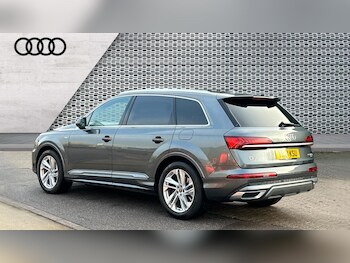 Used Audi Q7 2021 for sale - 76999487: Photo