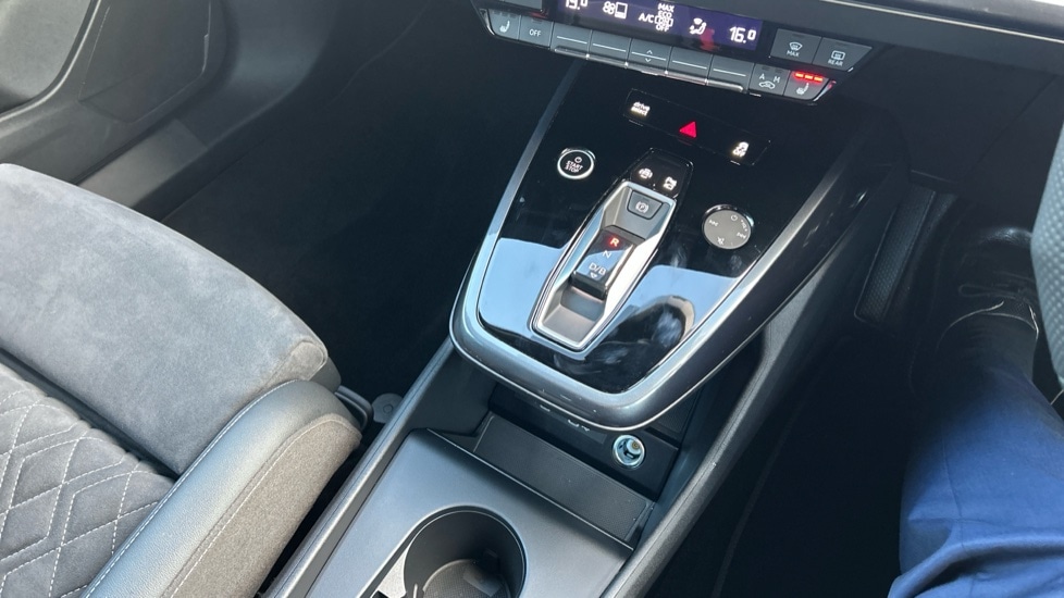 Used Audi Q4 e-tron 2024 for sale - 76873352: Photo 19