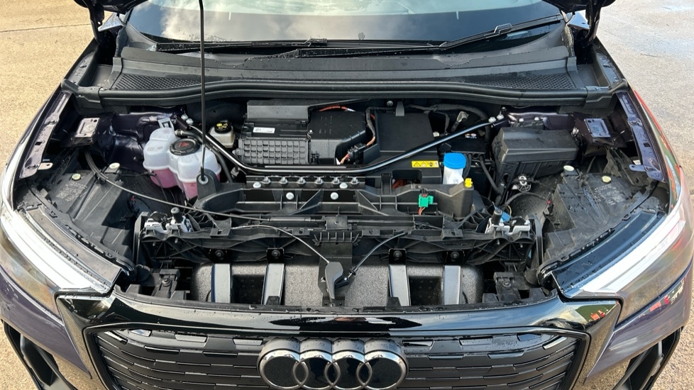Used Audi Q4 e-tron 2024 for sale - 76873352: Photo 20