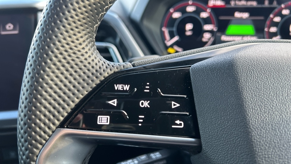 Used Audi Q4 e-tron 2024 for sale - 76873352: Photo 24