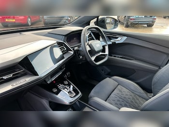 Used Audi Q4 e-tron 2024 for sale - 76873352: Photo