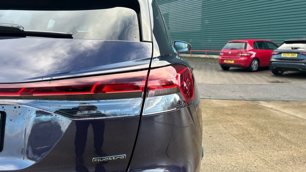 Used Audi Q4 e-tron 2024 for sale - 76873352: Photo 33