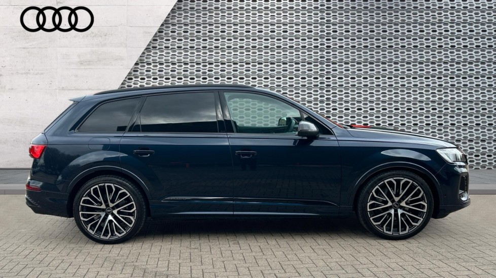 Used Audi Q7 2024 for sale - 76870184: Photo 4