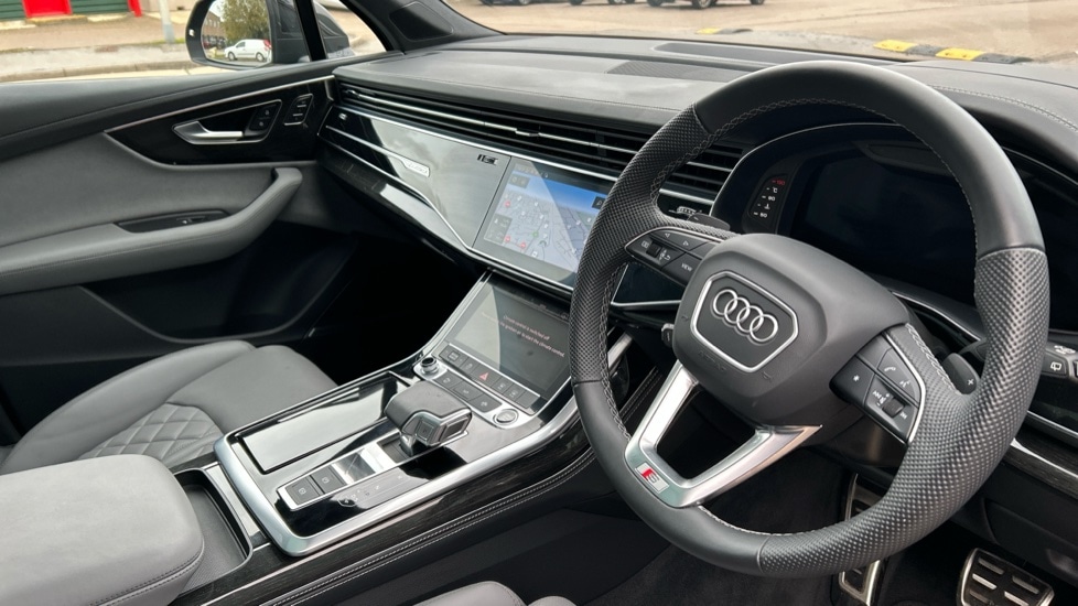 Used Audi Q7 2024 for sale - 76870184: Photo 6