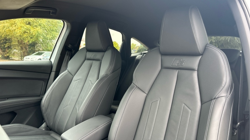 Used Audi Q4 e-tron 2024 for sale - 76428311: Photo 17