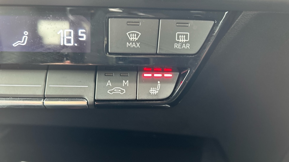 Used Audi Q4 e-tron 2024 for sale - 76428311: Photo 40