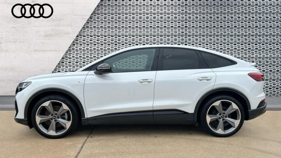 Used Audi Q4 e-tron 2024 for sale - 76428311: Photo 9