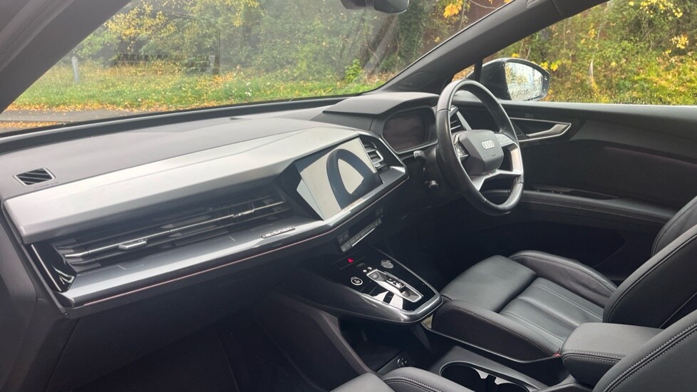 Used Audi Q4 e-tron 2023 for sale - 76475140: Photo 10