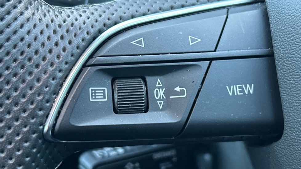 Used Audi Q5 2023 for sale - 76872152: Photo 24