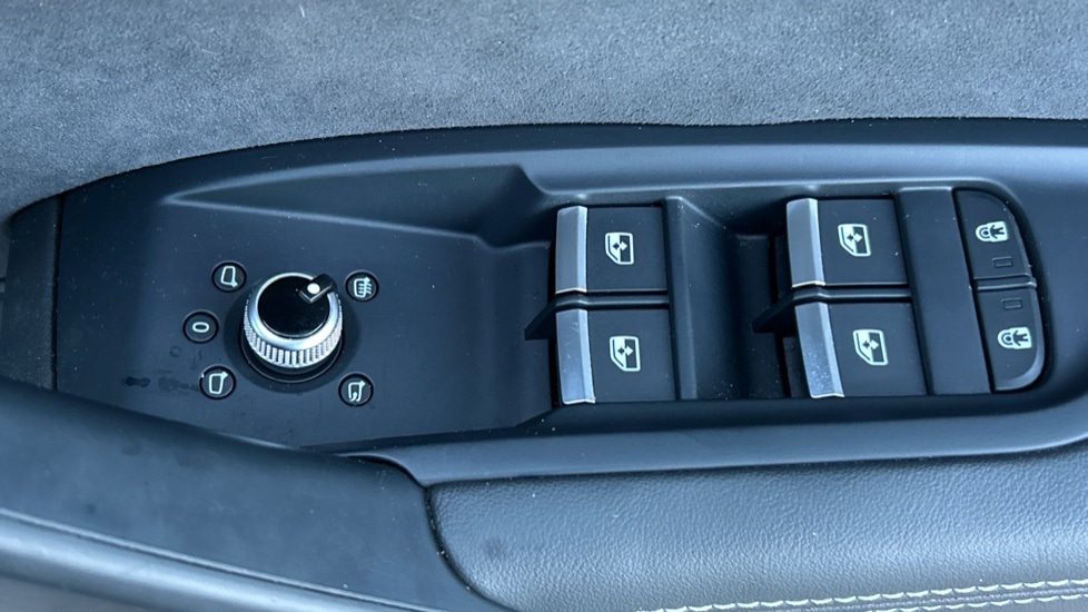 Used Audi Q5 2023 for sale - 76872152: Photo 28