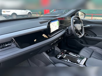 Used Audi Q6 e-tron 2024 for sale - 76567959: Photo