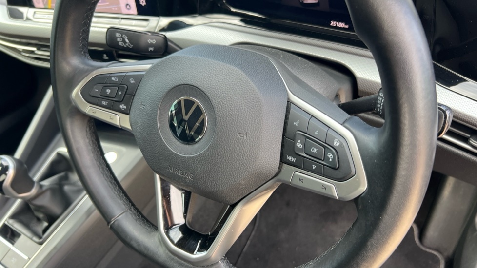 Used Volkswagen Golf 2022 for sale - 76868980: Photo 42