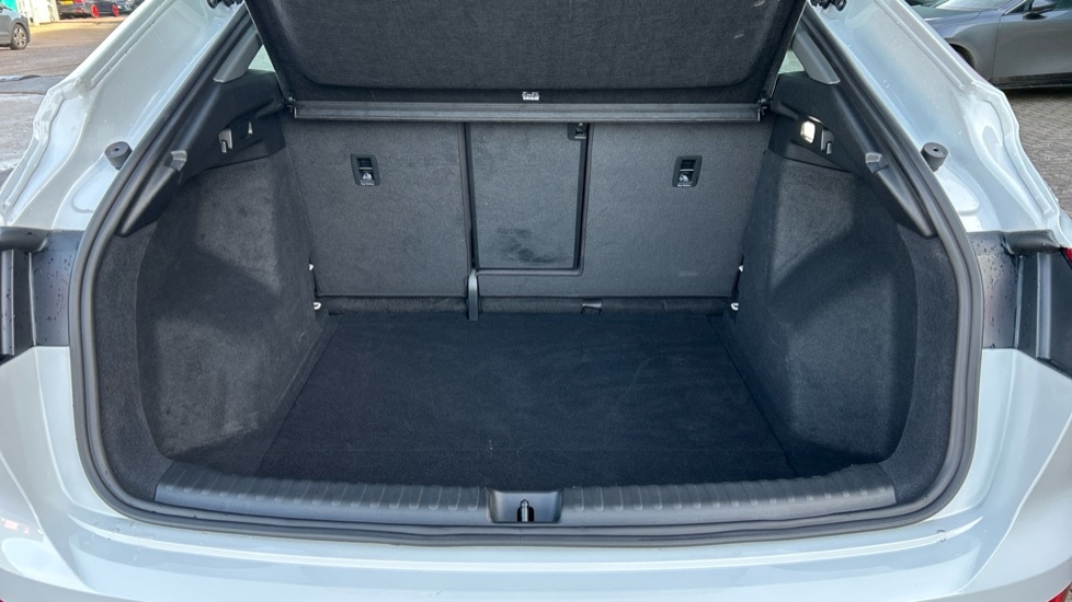 Used Audi Q4 e-tron 2025 for sale - 76872791: Photo 18