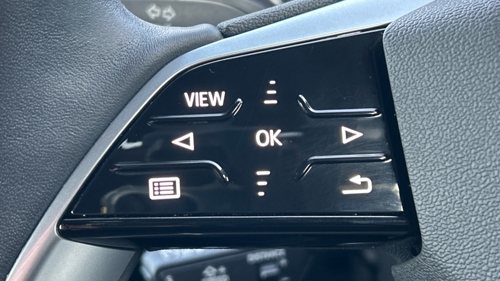 Used Audi Q4 e-tron 2025 for sale - 76872791: Photo 24