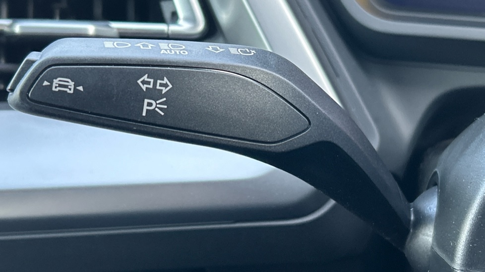 Used Audi Q4 e-tron 2025 for sale - 76872791: Photo 31