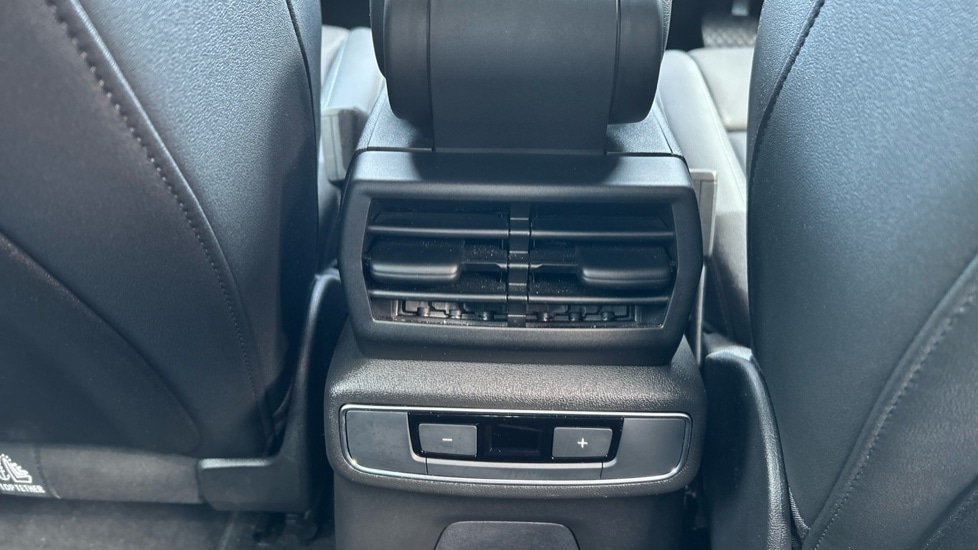 Used Audi Q4 e-tron 2025 for sale - 76872791: Photo 36