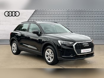 Audi - Q3