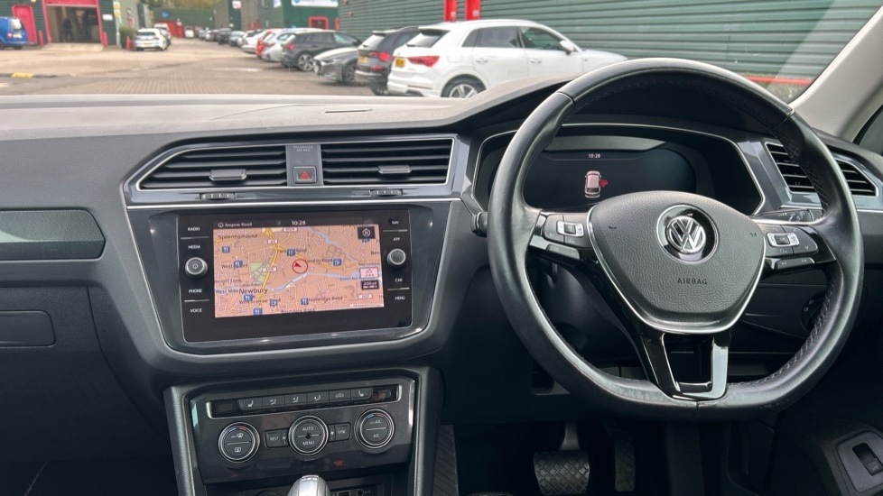 Used Volkswagen Tiguan 2018 for sale - 76870685: Photo 12