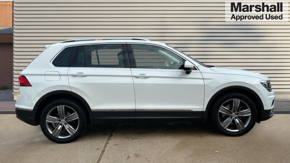 Used Volkswagen Tiguan 2018 for sale - 76870685: Photo 2
