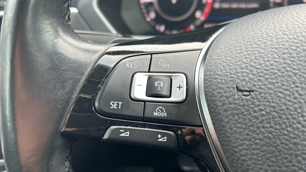 Used Volkswagen Tiguan 2018 for sale - 76870685: Photo 22