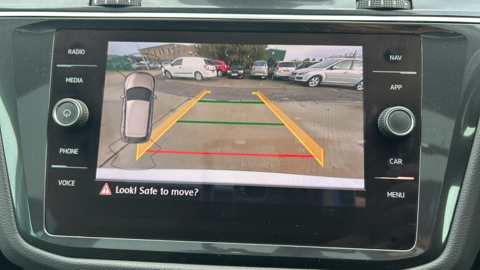 Used Volkswagen Tiguan 2018 for sale - 76870685: Photo 25