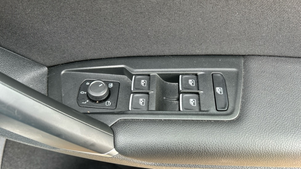 Used Volkswagen Tiguan 2018 for sale - 76870685: Photo 29