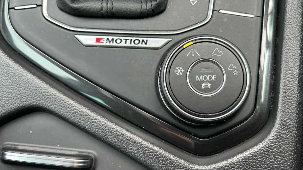 Used Volkswagen Tiguan 2018 for sale - 76870685: Photo 33