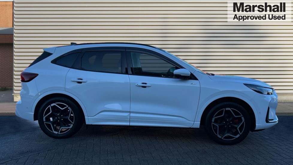 Used Ford Kuga 2024 for sale - 76872256: Photo 2