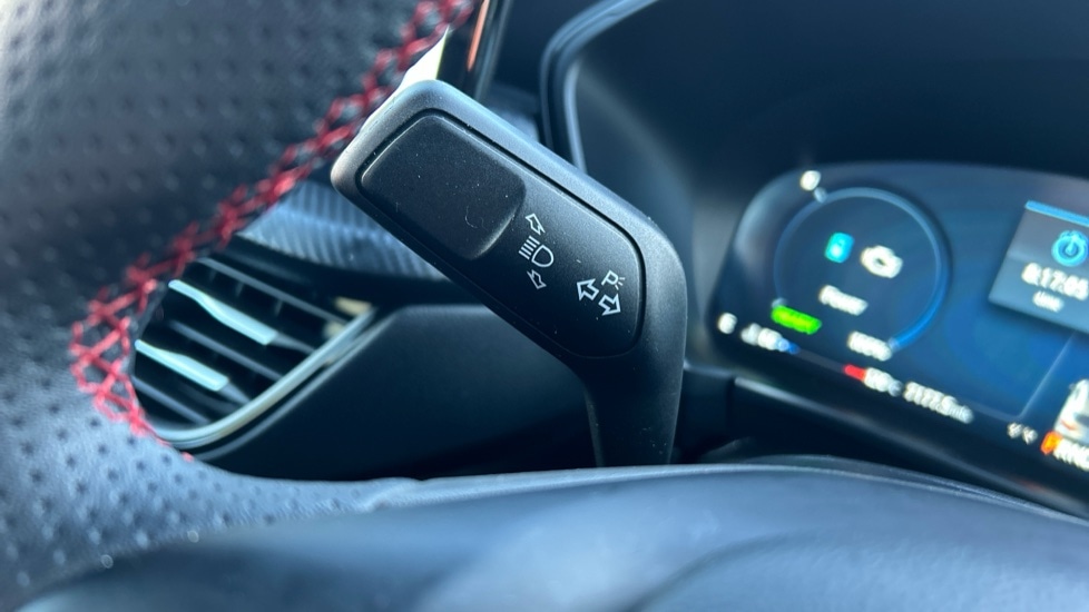 Used Ford Kuga 2024 for sale - 76872256: Photo 25