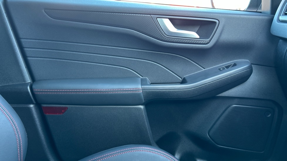 Used Ford Kuga 2024 for sale - 76872256: Photo 30