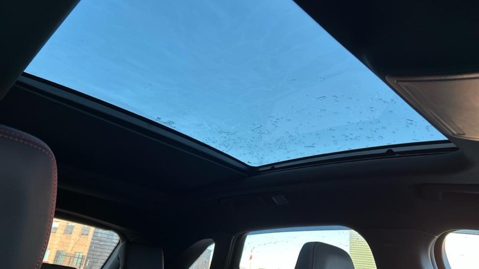 Used Ford Kuga 2024 for sale - 76872256: Photo 31