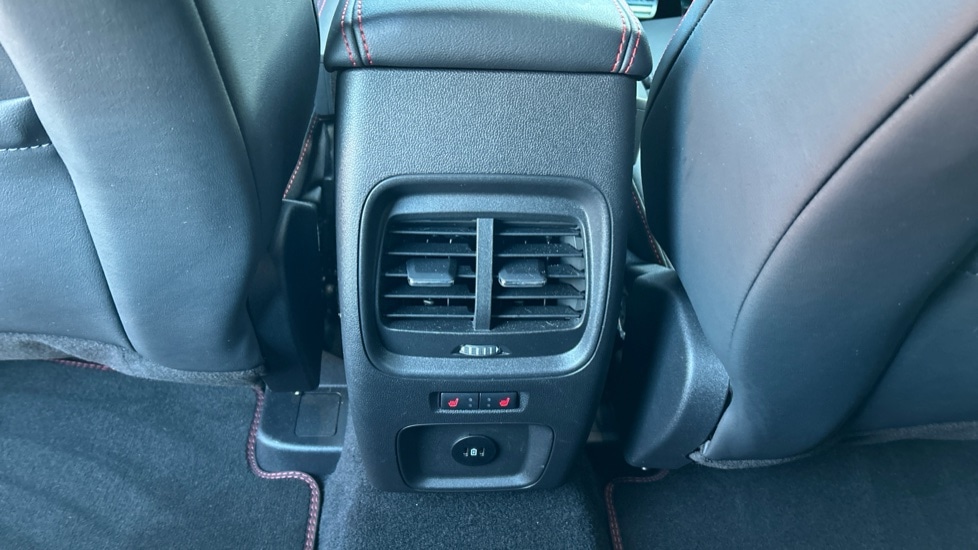 Used Ford Kuga 2024 for sale - 76872256: Photo 33