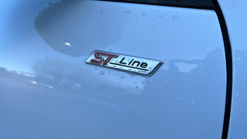 Used Ford Kuga 2024 for sale - 76872256: Photo 39