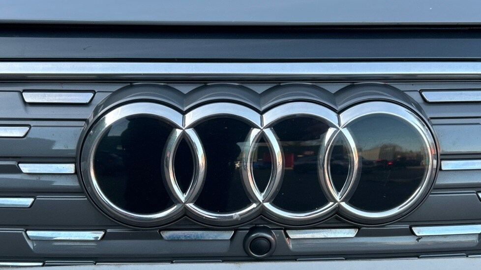 Used Audi Q4 e-tron 2022 for sale - 76872765: Photo 40