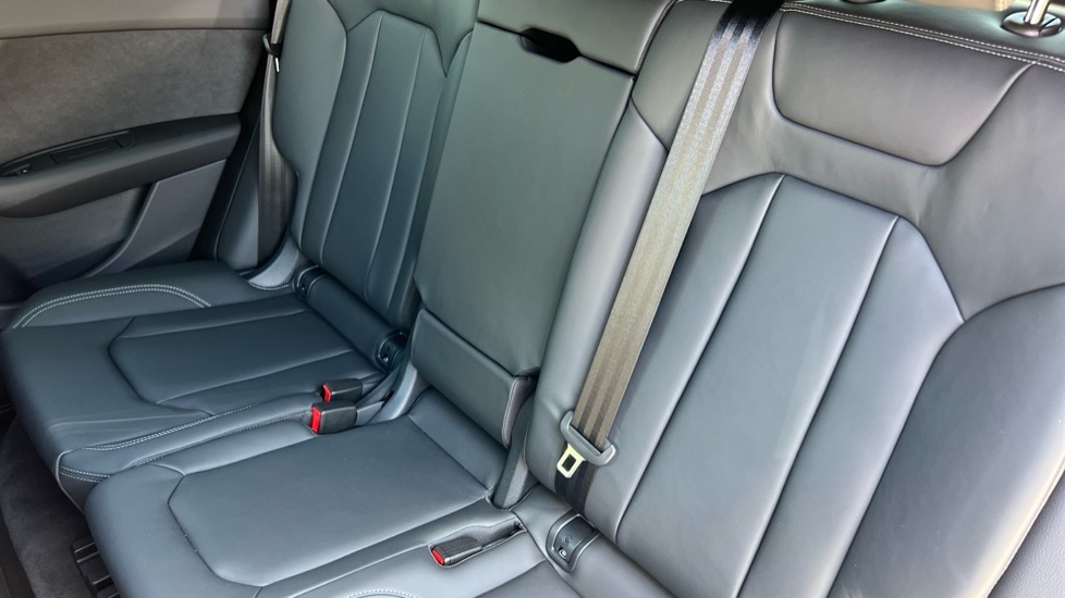 Used Audi Q8 2025 for sale - 76869243: Photo 15