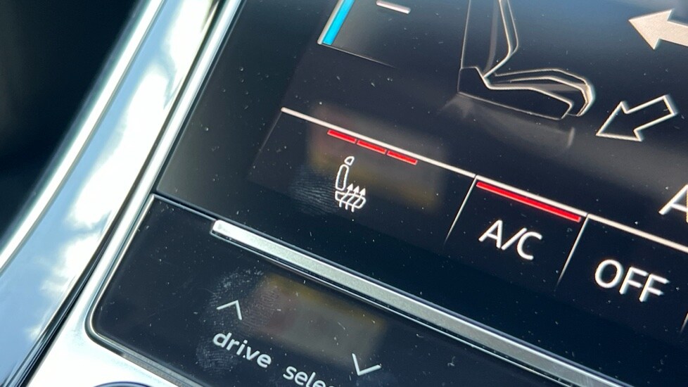 Used Audi Q8 2025 for sale - 76869243: Photo 41