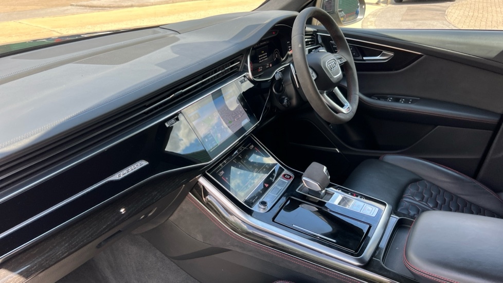 Used Audi RS Q8 2022 for sale - 76168887: Photo 2