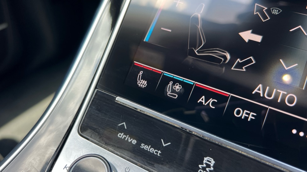 Used Audi RS Q8 2022 for sale - 76168887: Photo 41