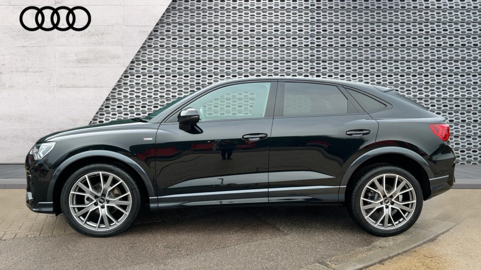 Used Audi Q3 2025 for sale - 76874260: Photo 9