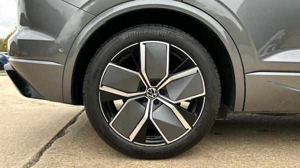 Used Volkswagen Touareg 2024 for sale - 76272985: Photo 19