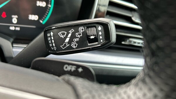 Used Volkswagen Touareg 2024 for sale - 76272985: Photo 24