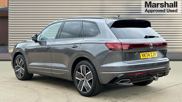 Used Volkswagen Touareg 2024 for sale - 76272985: Photo 5