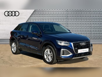 Audi - Q2