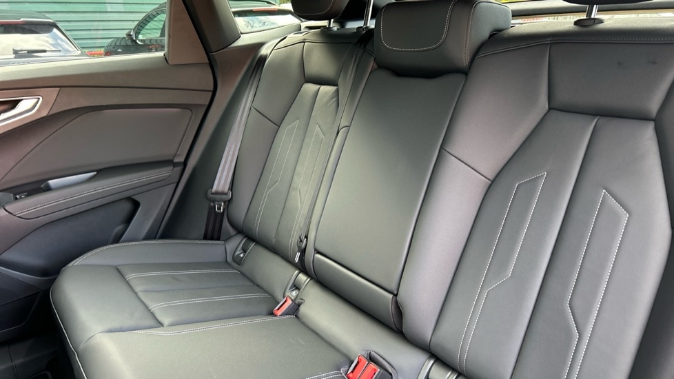 Used Audi Q4 e-tron 2025 for sale - 76873928: Photo 15